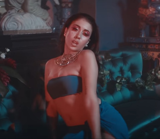 Kali Uchis Takes Us Beyond The Veil In Get Up Soulbounce Soulbounce soulbounce