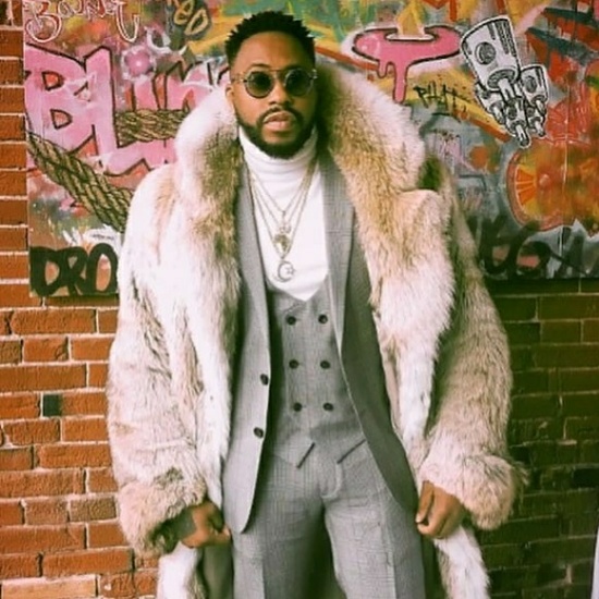 raheem-devaughn-fur-coat-suit.jpg