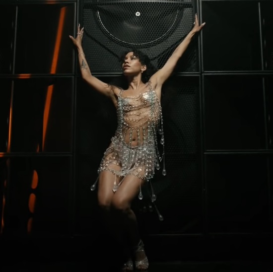 Charlotte Dos Santos Returns With ‘Away From You’