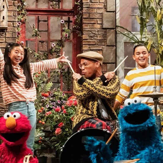 Anderson .Paak Heads To ‘Sesame Street’ To Have A ‘Holiday’