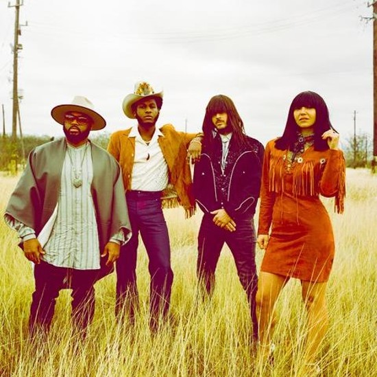 Khruangbin & Leon Bridges Melt Into ‘Chocolate Hills’